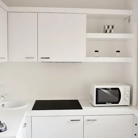Apartment Lhp Chiaia *