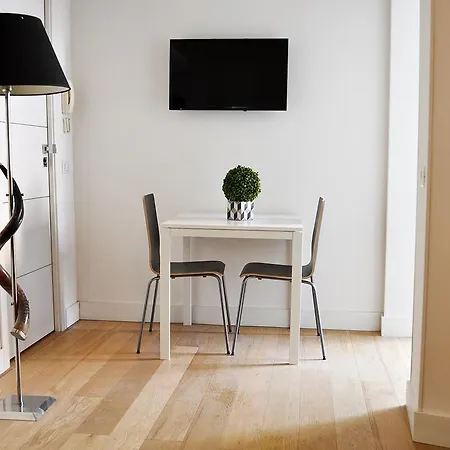Apartment Lhp Chiaia Naples